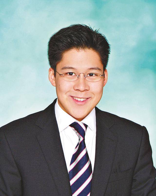 Vietnam Football Agent _霍启刚：我敢不疼老婆吗？那可是拿3000亿继承权换的Vietnam Football Agent ！