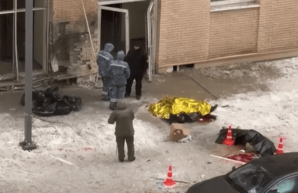 Paris Saint-Germain Football_突发!俄军司令家中被斩首Paris Saint-Germain Football,普京要动真格,泽连斯基迎来“大胜”