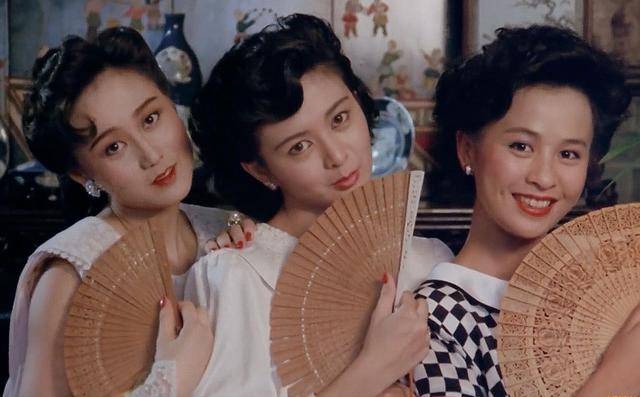 World Cup Crown Platform_利智算不算顶级大美人World Cup Crown Platform?看看她和关之琳、翁虹的合照就知道了