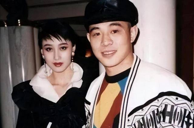 World Cup Crown Platform_利智算不算顶级大美人World Cup Crown Platform?看看她和关之琳、翁虹的合照就知道了