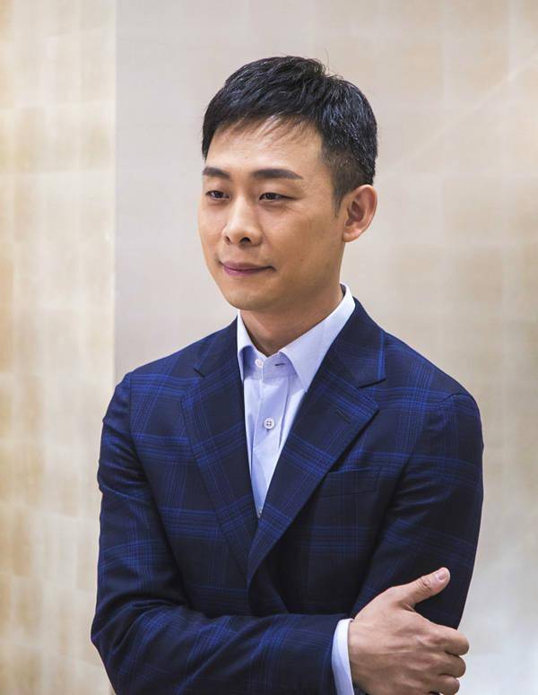 Crown Login 2 Agent_吴京邀张译拍戏:你要多少片酬?张译:你要没钱Crown Login 2 Agent,就算一百我也演!