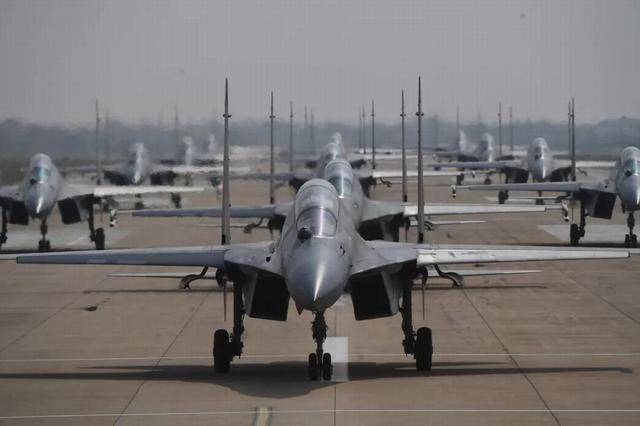 How to buy football online_中国用绝对的实力How to buy football online,让美国人提前看到:未来中美较量的结果