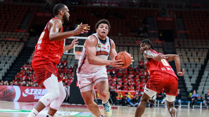 Credit Platform Rental_豪取11连胜Credit Platform Rental,换帅后的上海男篮赢到过年,大鲨鱼北伐的强劲势头无人可挡?