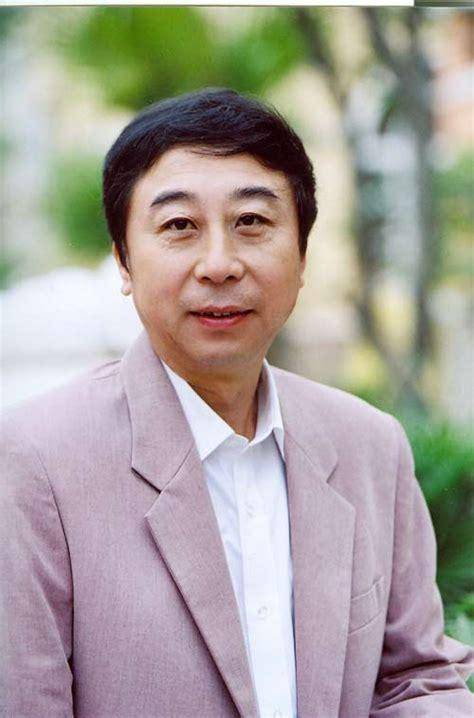 Crown Credit Network Account Opening _从相声奇才到“阶下囚”Crown Credit Network Account Opening ,当红时抛下冯巩移居海外后,刘伟怎样了