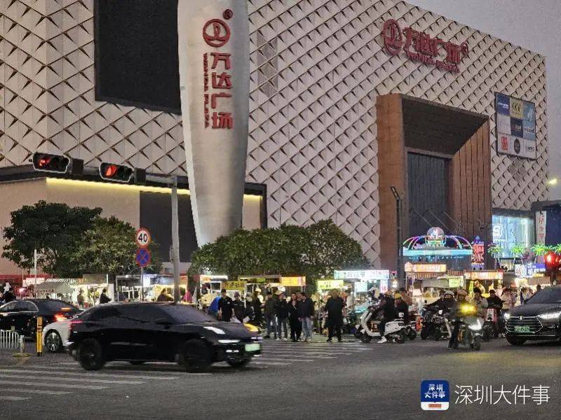 Crown Credit Network Member Account Opening_深圳一商圈50米40多个摊位Crown Credit Network Member Account Opening,还摆上机动车道!街道办:清理整治劝导