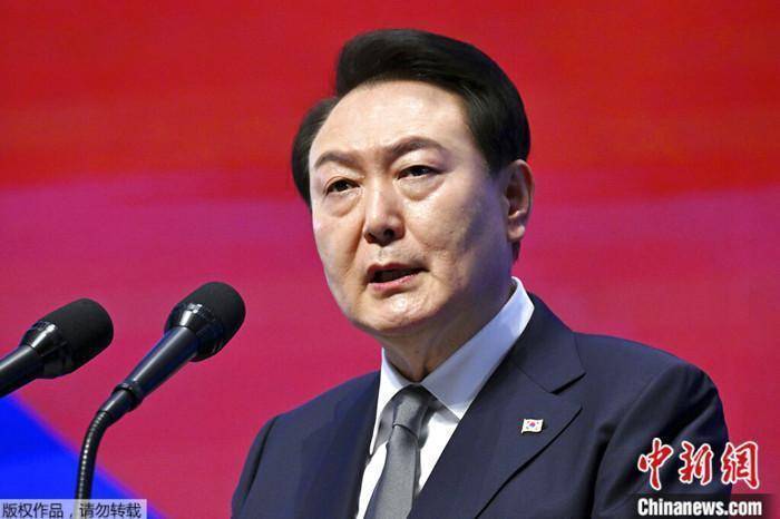 Crown Agent Contact _韩媒:韩公调处调查官在总统官邸与军方发生对峙