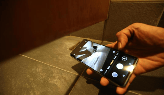 Crown online registration_七年间多次偷拍房东母女洗澡换衣Crown online registration,新加坡一男子被判坐牢19个月