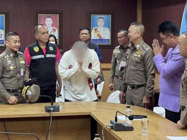 Crown Credit Disc
_演员王星讲述被骗缅甸:培训了两三天Crown Credit Disc
,还没到语音呼叫类诈骗培训