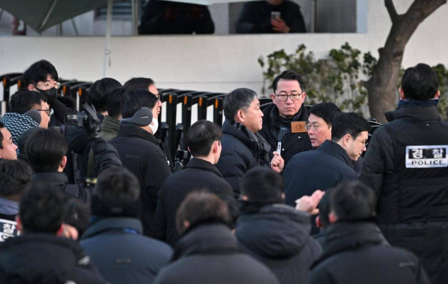 How to be an agent of Crown Credit Network
_韩国政坛轰动!尹锡悦拒逮捕How to be an agent of Crown Credit Network
,军方站台,公调处能否一网打尽?