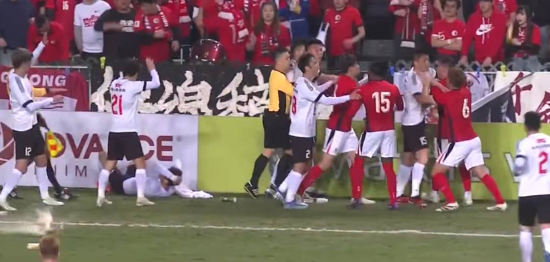 世界杯平台注册送_中国香港球员不满拜合拉木:我们是一个大家庭世界杯平台注册送,他们不能欺负球迷