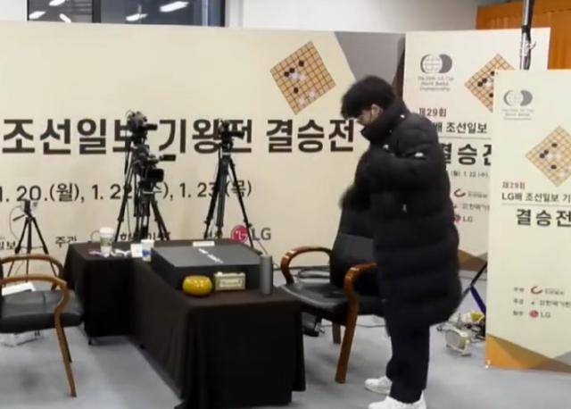 皇冠信用网需要押金吗_“柯洁退赛”吵上热搜皇冠信用网需要押金吗!韩国为何规定将“死子”放入棋盒盖?