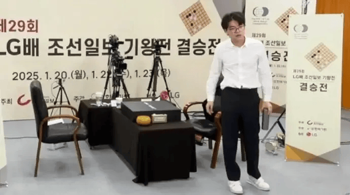 皇冠代理联系方式_最新!中国围棋联赛新赛季皇冠代理联系方式,拟拒绝外援!刚战胜柯洁的卞相壹,去年参赛收入近百万元