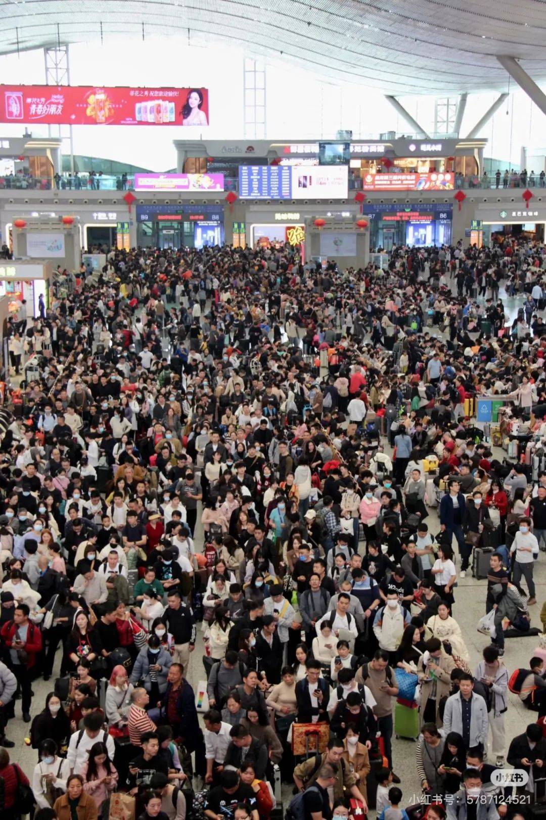 皇冠信用网开户_凌晨被挤爆皇冠信用网开户!深圳高铁站人人人人人!网友:一定要提前到!这些旅客注意