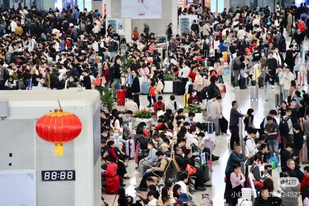 皇冠信用网开户_凌晨被挤爆皇冠信用网开户!深圳高铁站人人人人人!网友:一定要提前到!这些旅客注意