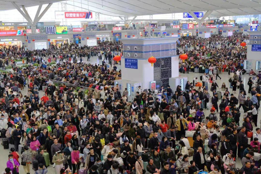 皇冠信用网开户_凌晨被挤爆皇冠信用网开户!深圳高铁站人人人人人!网友:一定要提前到!这些旅客注意