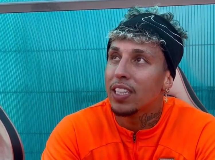 皇冠登1登2登3代理_克雷桑:教练对体能的要求比较严格皇冠登1登2登3代理,未来两周将更专注技战术