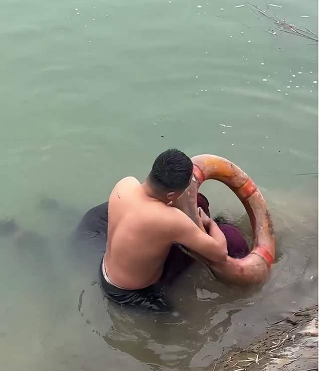 信用网怎么开户_32岁陕西男子只会“狗刨”信用网怎么开户,跳江救老人冻到浑身发红,6岁女儿为爸爸点赞