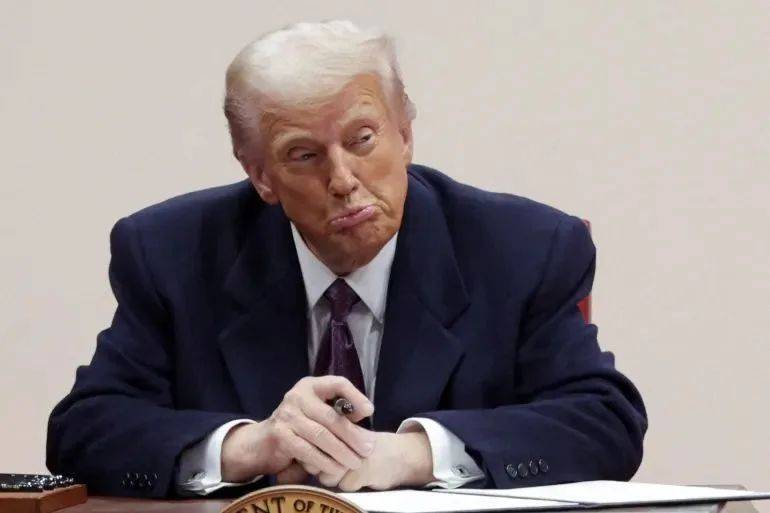 皇冠信用网注册账号_一觉醒来皇冠信用网注册账号,去美元化失败?中方火速发声回应,一番话迅速引爆舆论!