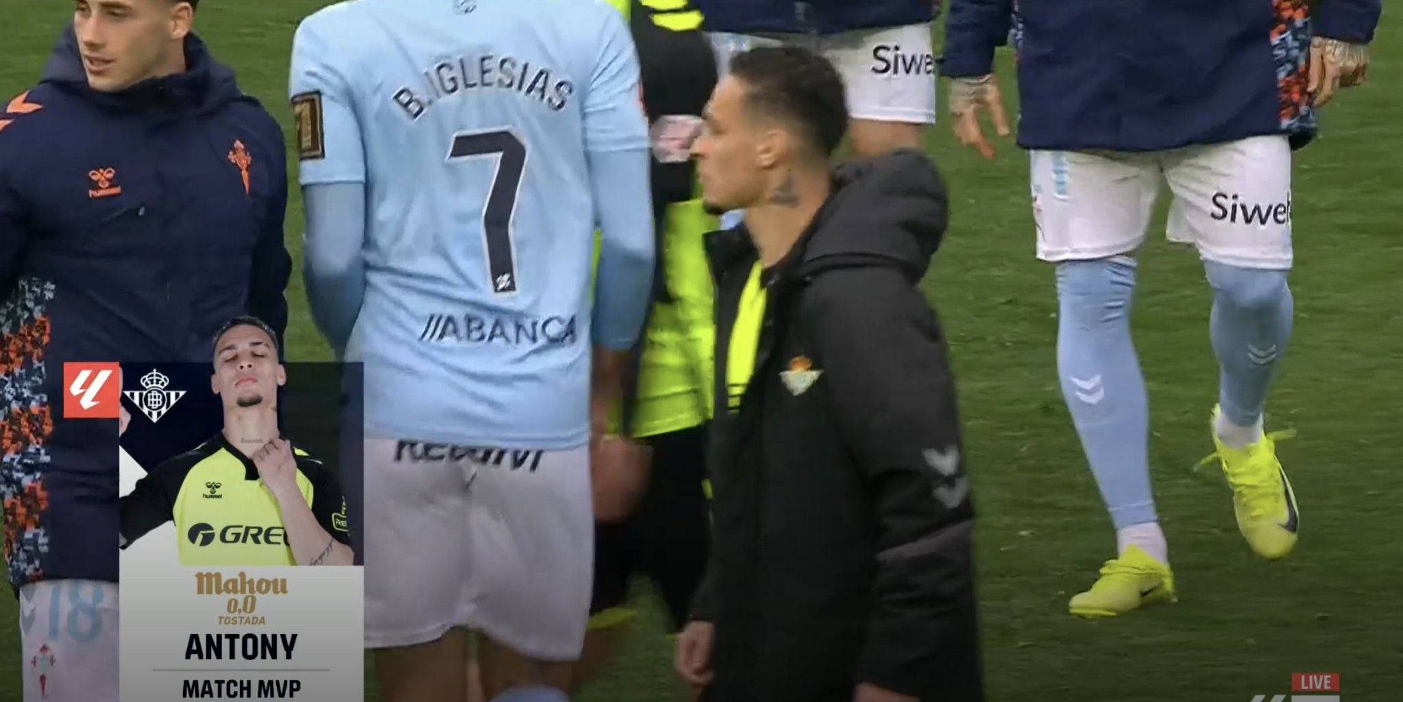 皇冠信用网出租足球_今日趣图:从曼联加盟皇家!颤抖吧西甲皇冠信用网出租足球,圆神安东尼启动了!