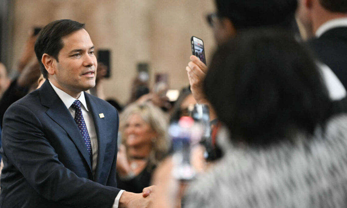 如何申请皇冠信用网_金灿荣:特朗普在做与中国决战的准备如何申请皇冠信用网,但有两方面出乎意料