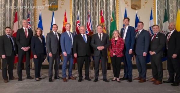 皇冠信用网在哪里开通_史无前例!加拿大全部13省省长组团访美“求饶”:都是中国的错皇冠信用网在哪里开通,我们能帮忙