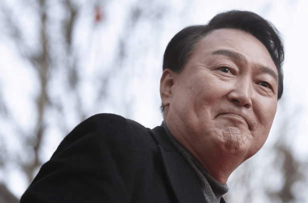 信用网怎么注册_韩国一夜变天!尹锡悦逼中国买单信用网怎么注册,中方走了步妙棋,文在寅被迫出山