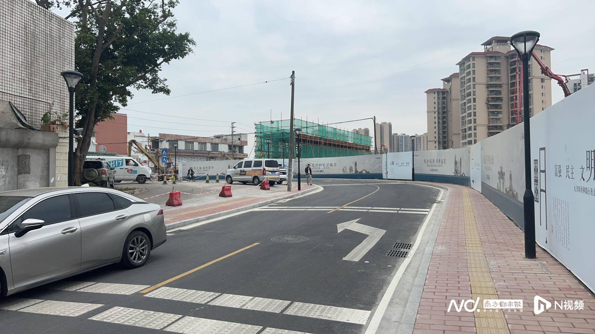 信用网怎么开户_佛山花两百万修路两百米信用网怎么开户,竣工1月现裂缝,业主方:验收合格