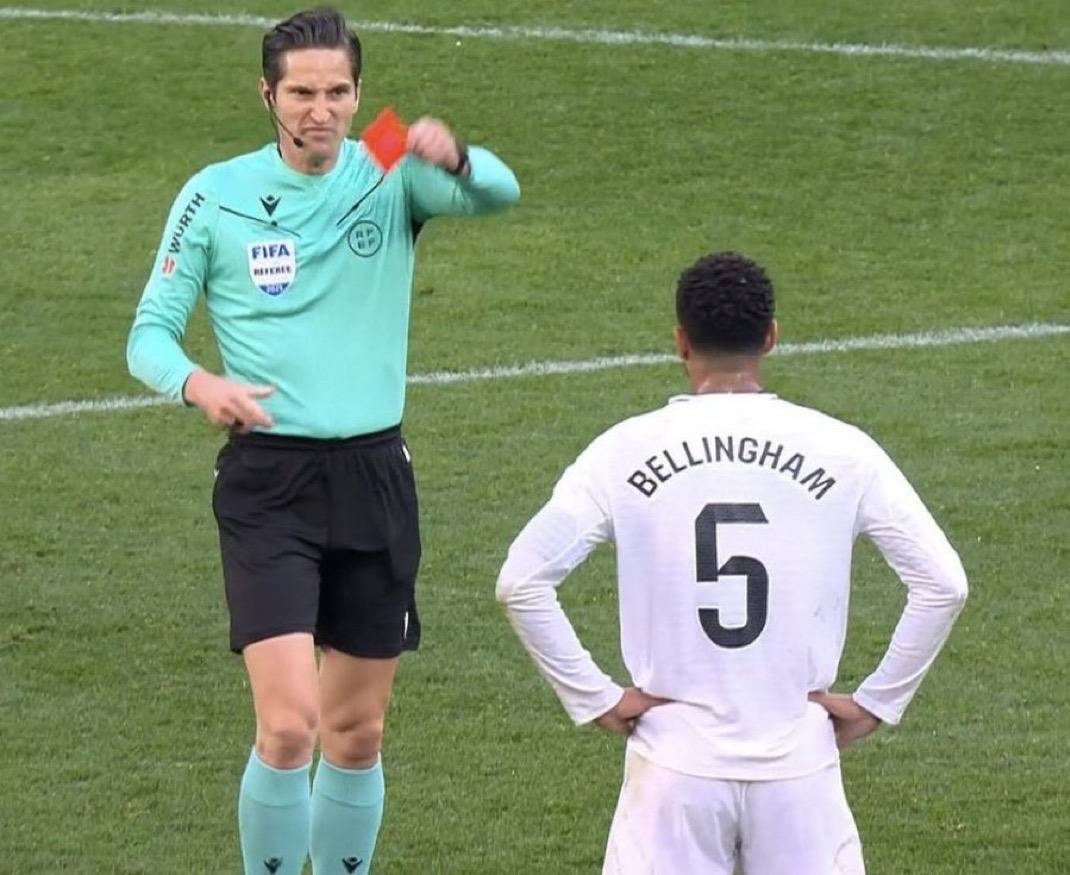 世界杯预选赛_贝林厄姆谈红牌:这是裁判明显错误 世界杯预选赛我都没直接对他说 是对自己