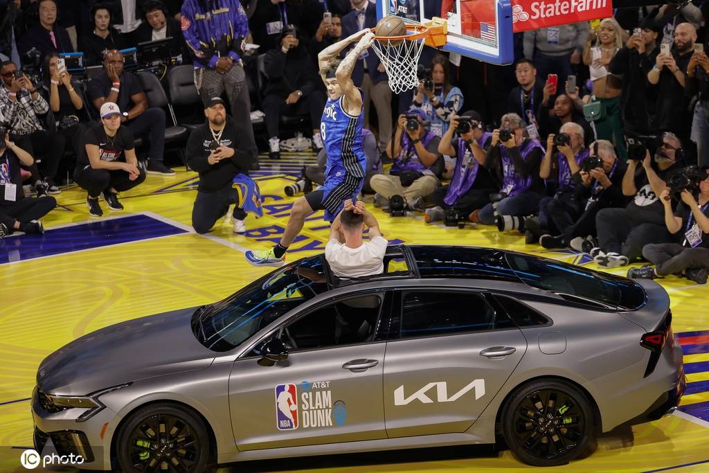 信用平台出租_三连冠信用平台出租!全明星扣篮赛:麦克朗满分夺冠 飞跃汽车一扣封神