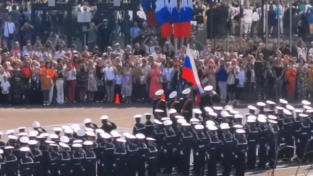 皇冠信用网登1_乌军高调亮出“必杀技”!不料被俄军一张铁丝网皇冠信用网登1,撩的没脾气