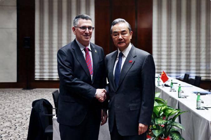 信用平台出租_以色列突然对华表决心信用平台出租,原来歼10C已交付中东