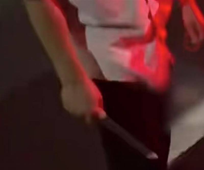 世界杯预选赛直播吗_海南司机持刀威胁乘客细节曝光世界杯预选赛直播吗!当地曾称严查严处非法营运