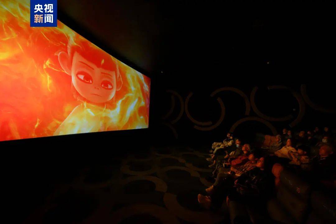 世界杯预选赛赛程_《哪吒2》票房破134亿元!港澳公映首日火爆世界杯预选赛赛程,IMAX场次售罄!日均排片200场,规模前所未有!香港市民:非常棒,我要二刷