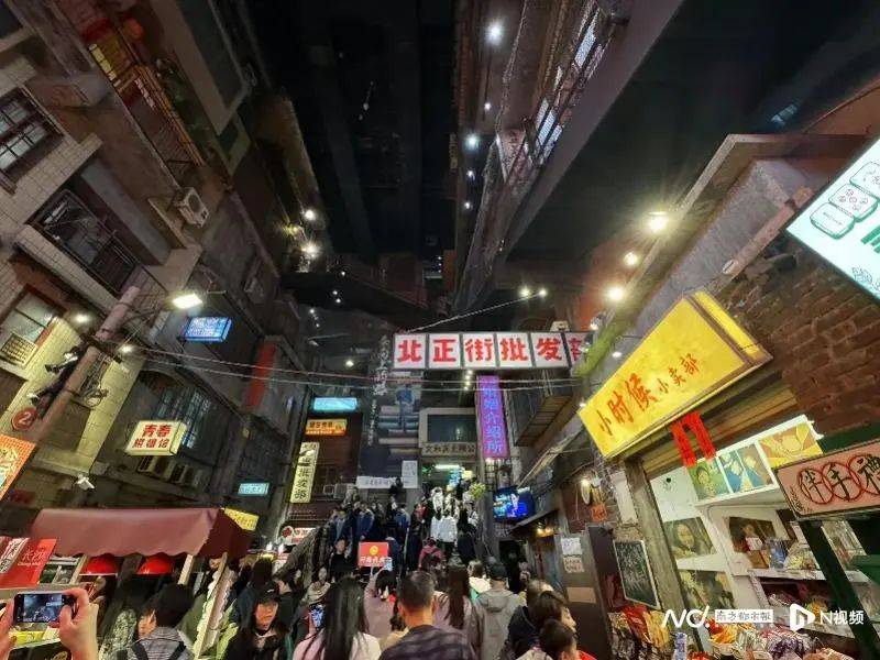 皇冠信用平台出租_大门紧闭皇冠信用平台出租!真的关了!曾一天排队近3000桌……