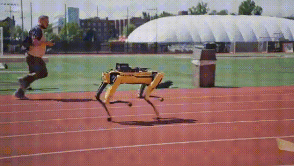 皇冠代理网_波士顿动力创始人:已购买宇树机器人皇冠代理网,中国AI创新热潮只是个开始