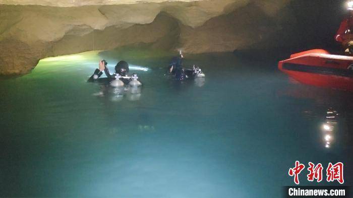 皇冠登1登2登3代理_广西百色:两名科考队员溶洞内失联 60多个小时后成功获救