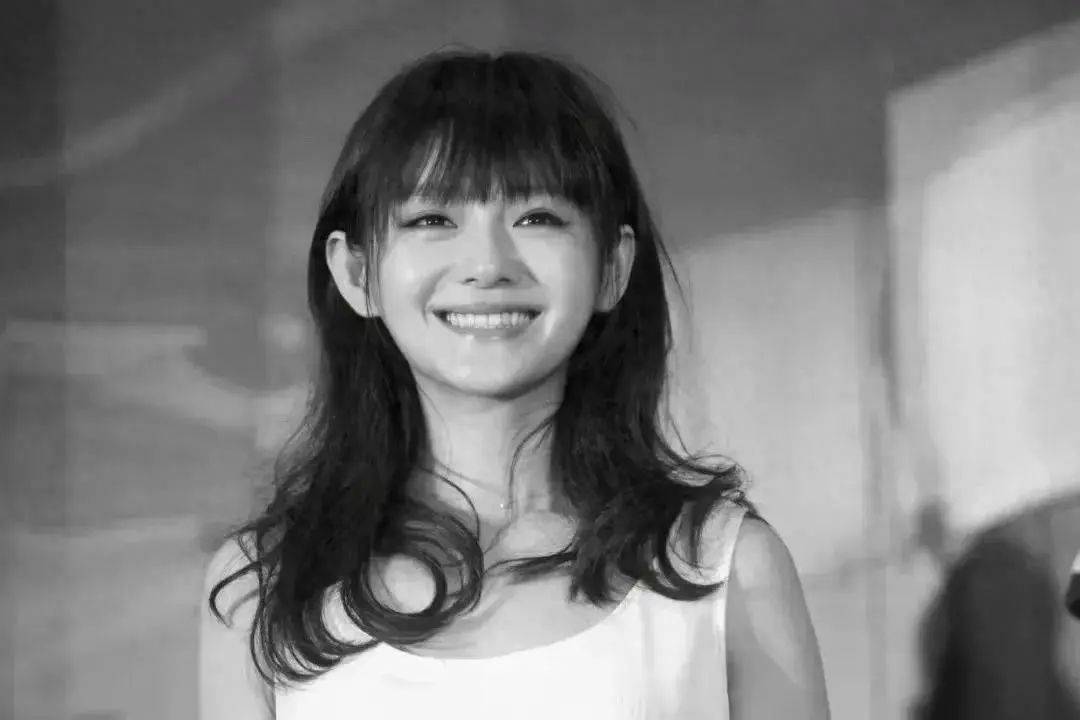 皇冠信用网去哪里弄_大S将塔葬皇冠信用网去哪里弄,S家最新发声:希望能找到大S的理想长眠地