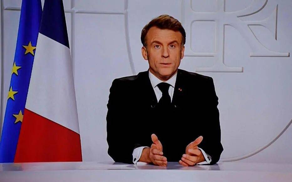 信用網如何申请
_法国总统马克龙:拒绝签订一个脆弱的俄乌停火协议