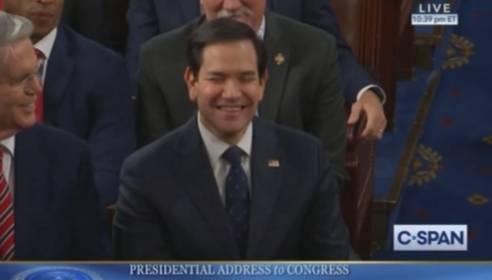 皇冠足球平台代理
_特朗普:鲁比奥管事皇冠足球平台代理
,没办好就怪他 鲁比奥:笑不出