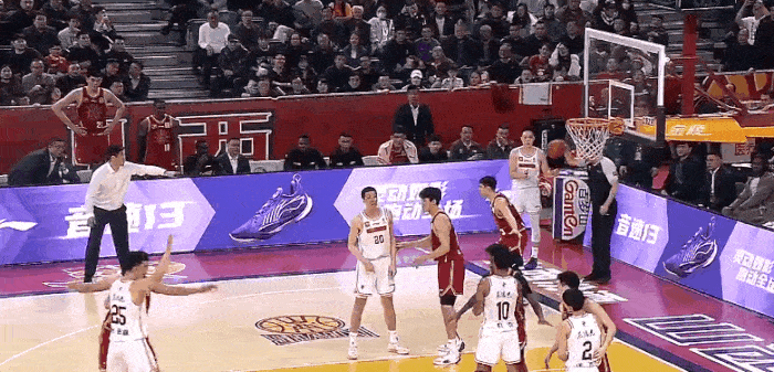 皇冠信用网正网
_惊天黑哨还是自毁长城皇冠信用网正网
?解密广东男篮败北的三大元凶