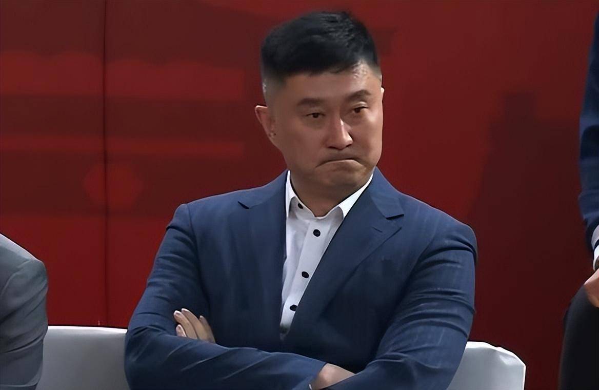 皇冠信用网正网
_惊天黑哨还是自毁长城皇冠信用网正网
?解密广东男篮败北的三大元凶