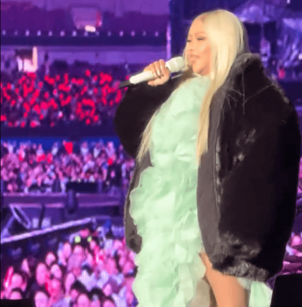 皇冠信用网代理出租
_张惠妹胖成“石矶娘娘”皇冠信用网代理出租
?真实原因是……