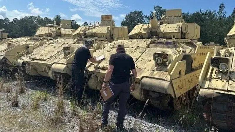 皇冠足球平台代理
_特朗普:中止所有对乌克兰的军事援助皇冠足球平台代理
!对乌军影响究竟有多大?