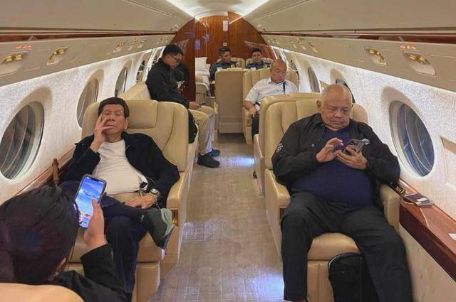 皇冠信用网代理出租
_杜特尔特落地成囚皇冠信用网代理出租
,17万菲军已做选择,中方发声罕见没提“内政”