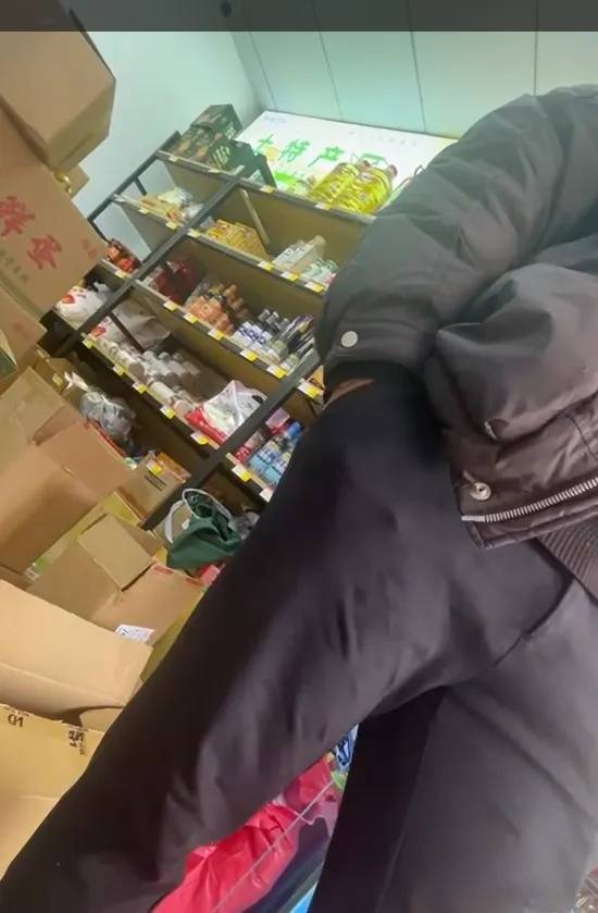 皇冠信用网最新地址
_上海多区出现!在家门口被拉进群皇冠信用网最新地址
,看的东西一般人看不到!