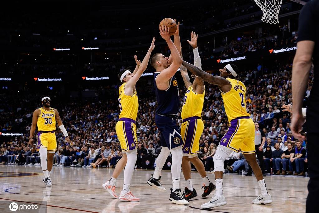 皇冠信用網需要押金吗_詹东同时休战穆雷三分制胜 湖人超级残阵惜败掘金