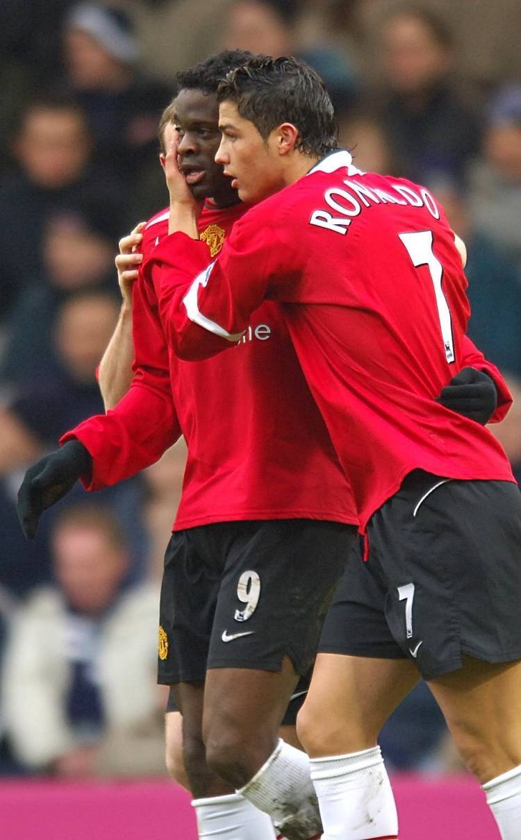 皇冠信用網APP下载
_亿万富翁!前曼联前锋萨哈创业已坐拥50亿资产皇冠信用網APP下载
,帮助球员规划未来