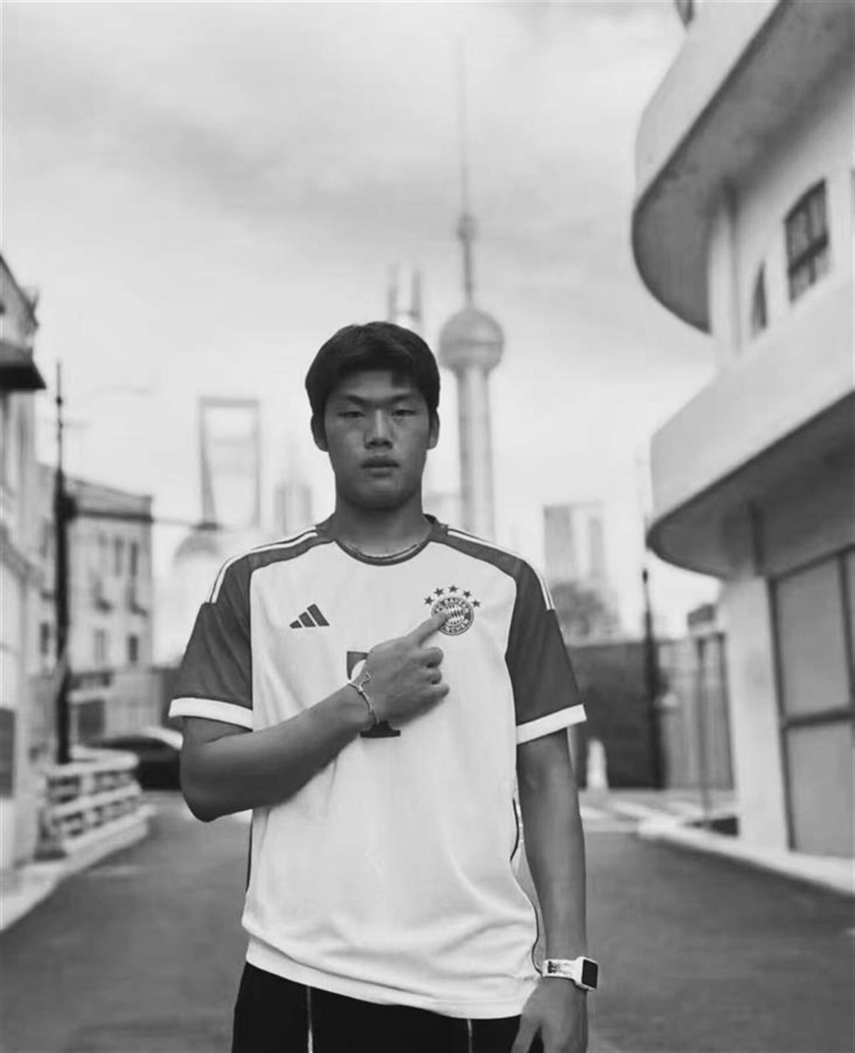 皇冠信用网在线申请
_北京国安脑死亡的足球小将郭嘉璇不幸去世皇冠信用网在线申请
,家属:明天就是他19岁生日