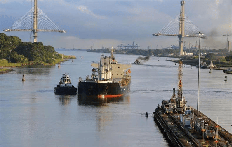 皇冠信用網登1
_李嘉诚迎当头一棒!190亿还未到手皇冠信用網登1
,中方专机抵达巴拿马,信号强烈