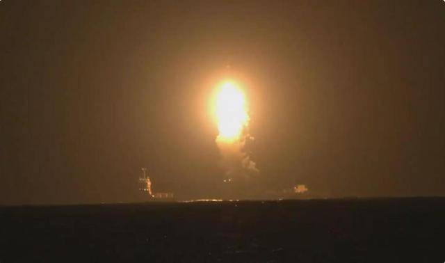 皇冠信用網在哪里开通
_美宇航员刚脱险皇冠信用網在哪里开通
,中国5颗卫星突然出现异动,太空“暗战”升级?